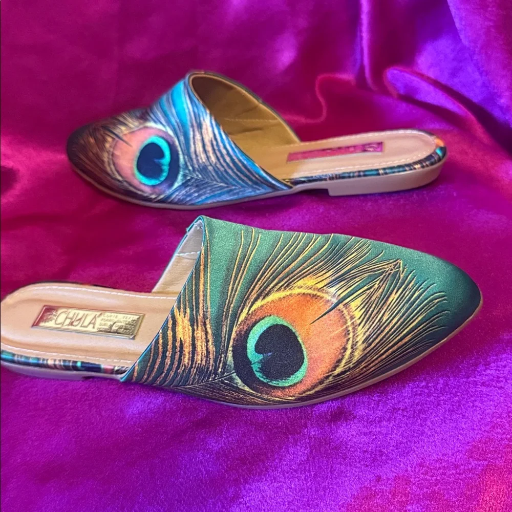 NEW Chula Peacock Feather  size 6 Women's Mules flats - Picture 3 of 6